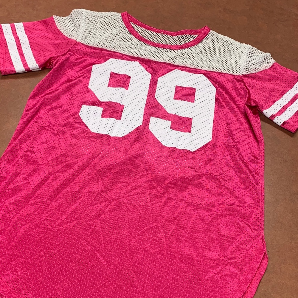 Jersey and net style shirt